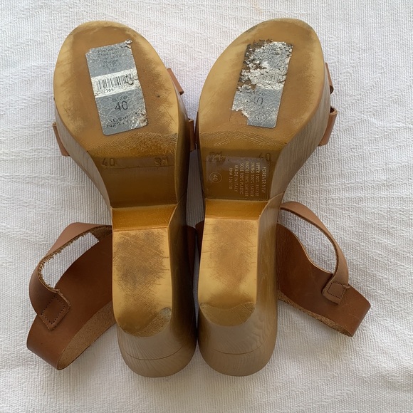 FOREVER NEW | Juniper Leather Wedges - Picture 6 of 8